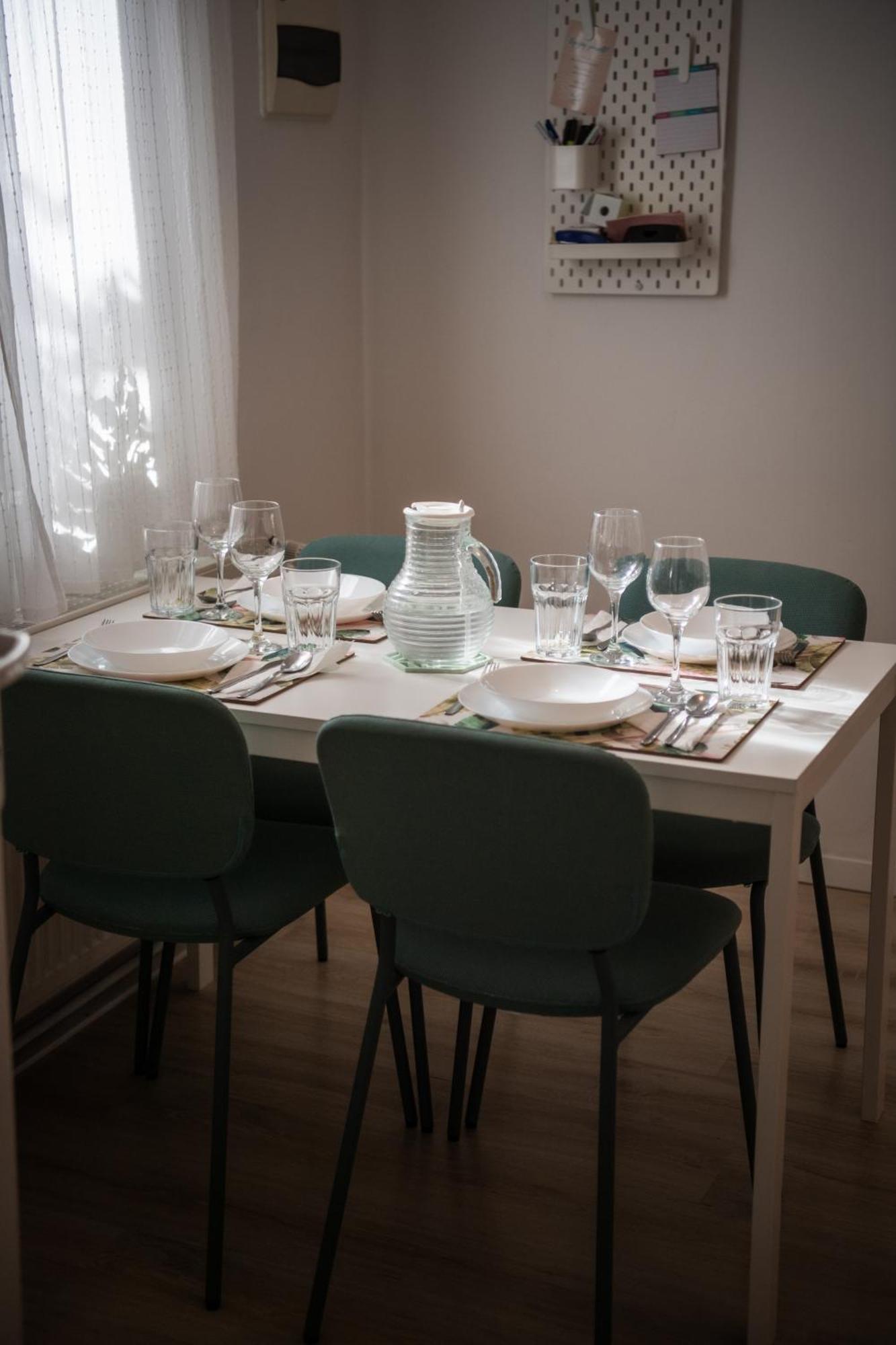 Dulcineea Downtown Garden Studio Тимишоара Экстерьер фото