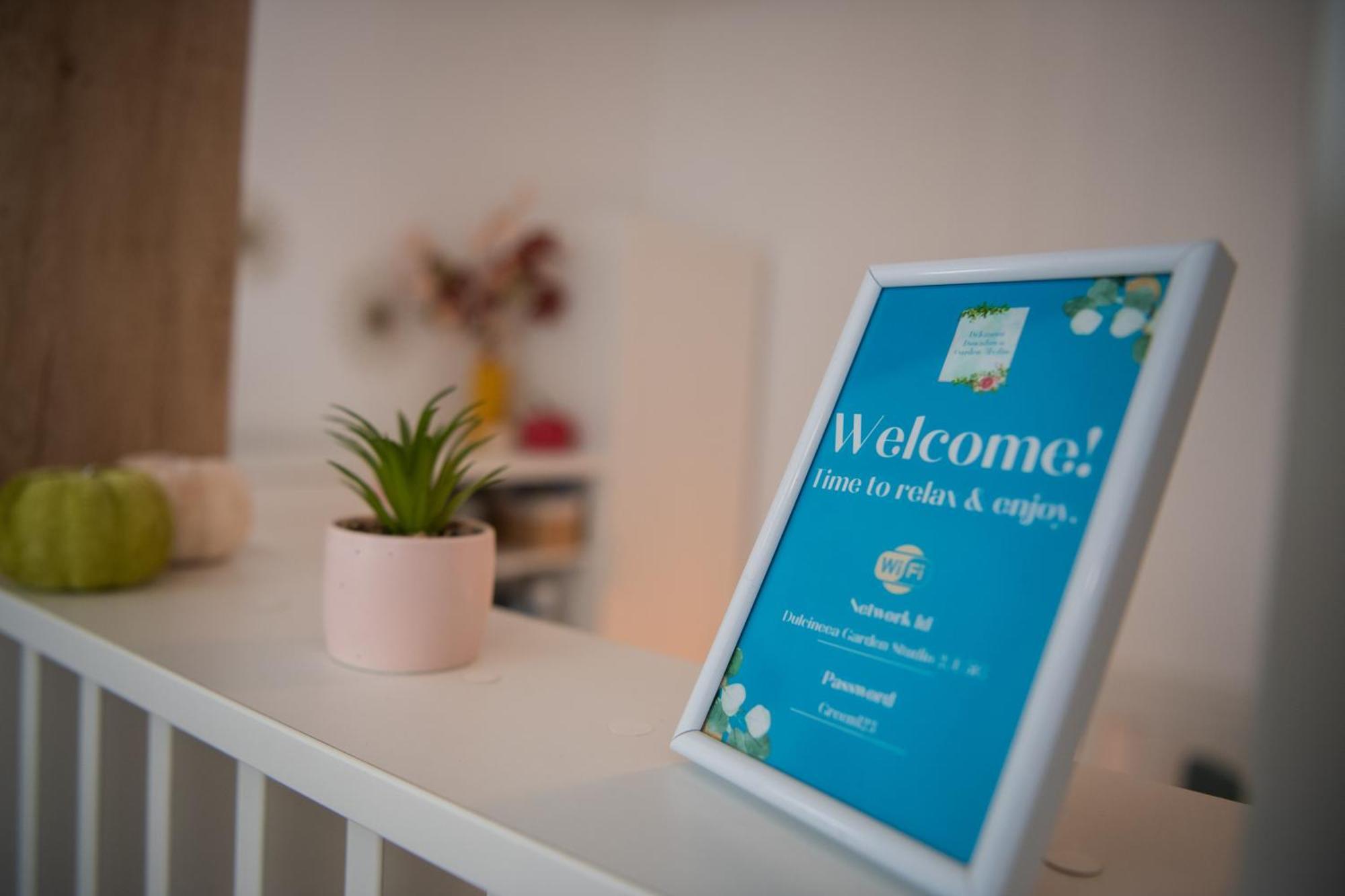 Dulcineea Downtown Garden Studio Тимишоара Экстерьер фото
